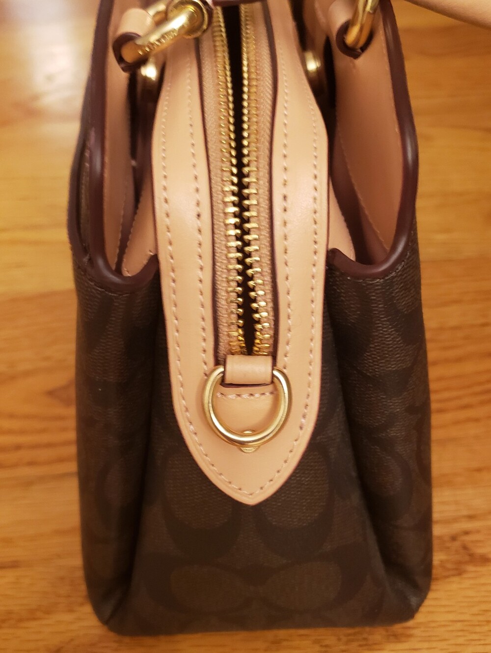 Coach Purse - Picture 7 of 8